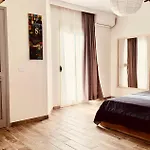 Family Tree - Self Check In 24-7 Aparthotel 3*