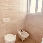 Family Tree - Water Available - Self Check In Hotel apartamentowy Golem (Tirana)