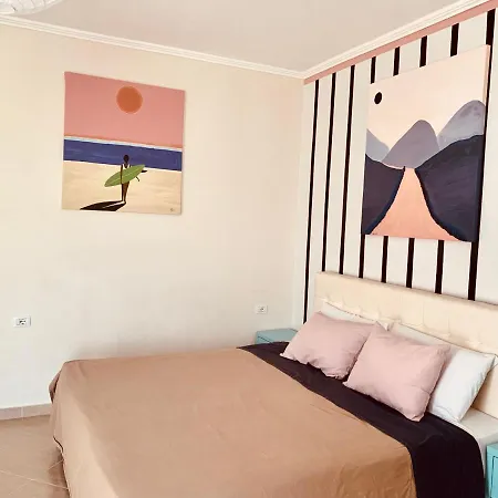 Family Tree - Water Available - Self Check In 3* Golem (Tirana)